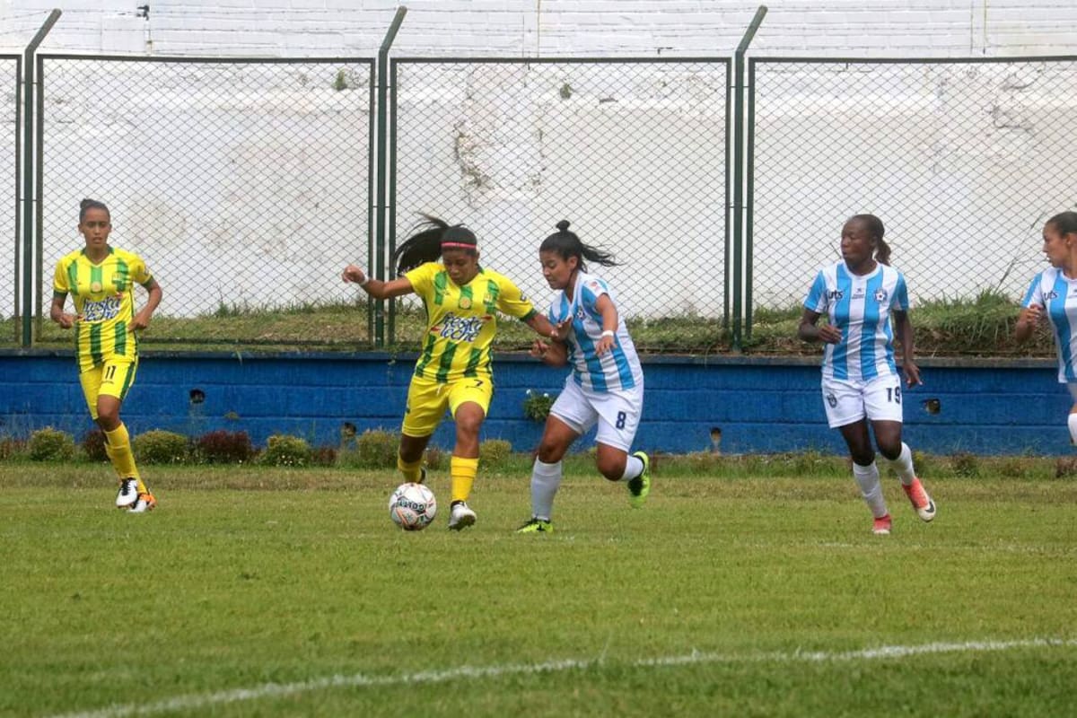 Atlético Bucaramanga venció 2-1 al Real Santander Clásico de fútbol femenino (Foto: Suministrada /VANGUARDIA LIBERAL)