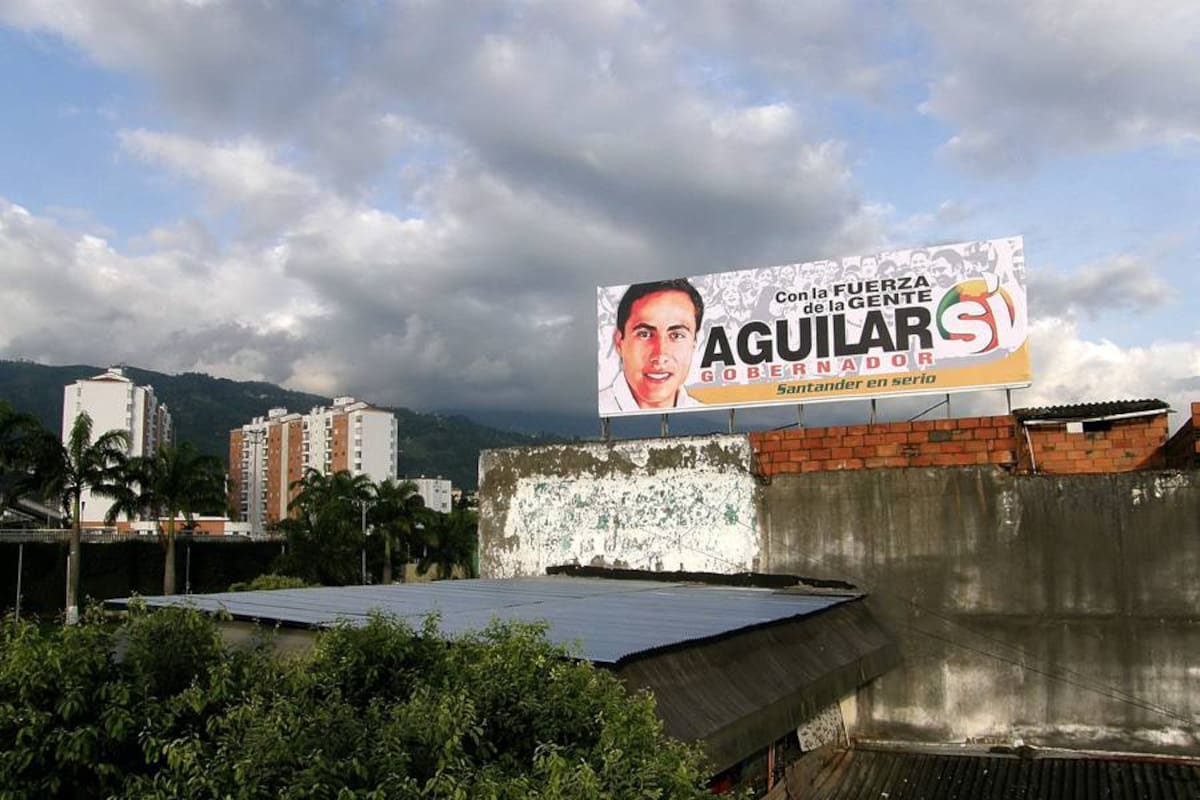 Según la Secretaría de Gobierno aún no se han entregado permisos para instala publicidad política en Bucaramanga. (Foto: Nelson Díaz/VANGUARDIA LIBERAL)