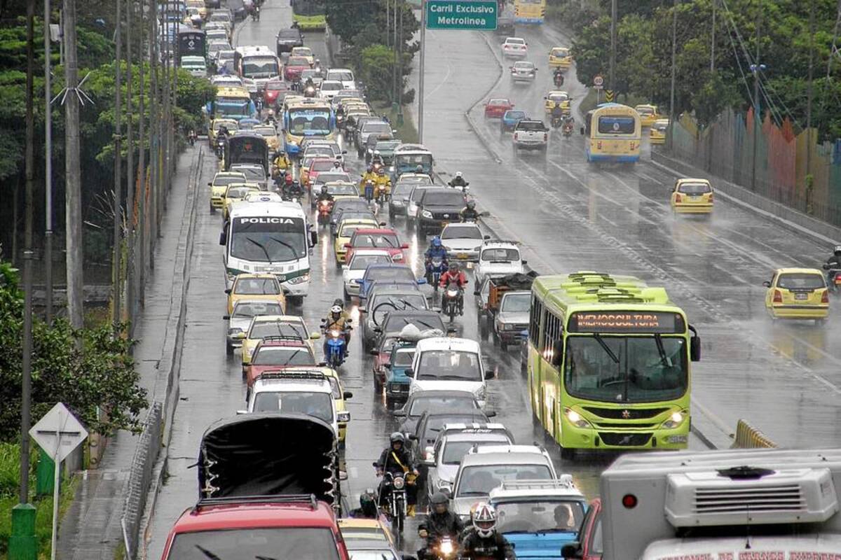 Carros particulares se movilizarán por carril de Metrolínea (Foto: Archivo/VANGUARDIA LIBERAL)