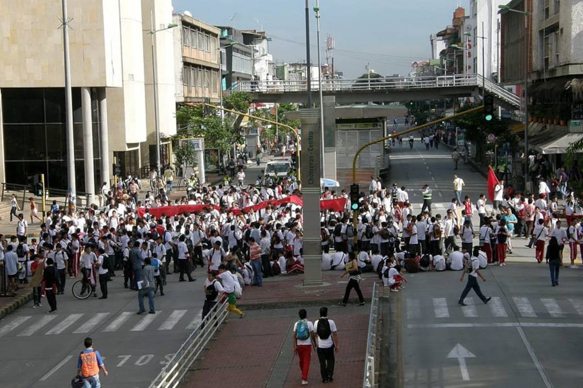Protesta de estudiantes del Salesioano. (Foto: Jaime del Río/ Vanguardia Liberal)