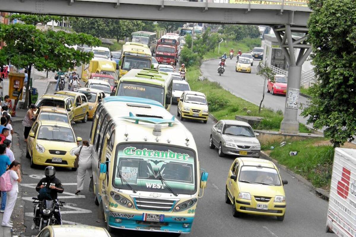 En firme, el 5 de junio será el día sin carro en el área metropolitana (Foto: JAVIER GUTIERREZ/VANGUARDIA LIBERAL)