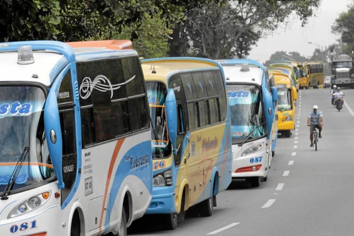 Metrolínea y transporte convencional operarán simultáneamente (Foto: Archivo/VANGUARDIA LIBERAL)
