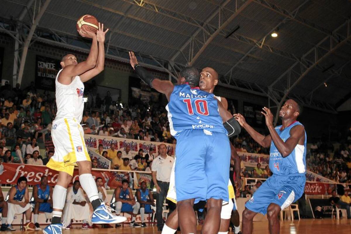 Búkaros venció a Guerreros y sueña con ganar el título de local (Foto: Javier Gutiérrez/VANGUARDIA LIBERAL)