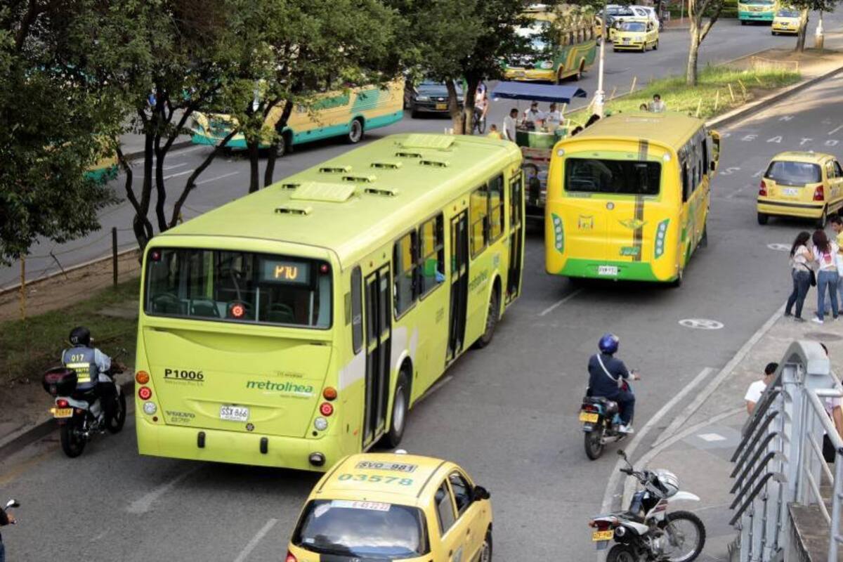 En dos meses entrarían 50 buses convencionales a la flota de Metrolínea (Foto: Archivo/VANGUARDIA LIBERAL)