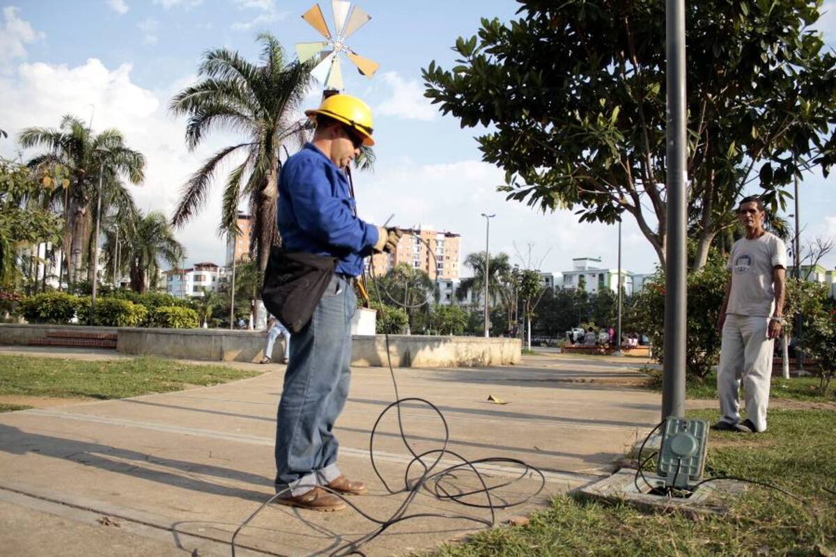 Vándalos han hurtado 10 mil metros de cable en Bucaramanga este año (Foto: Archivo/VANGUARDIA LIBERAL)