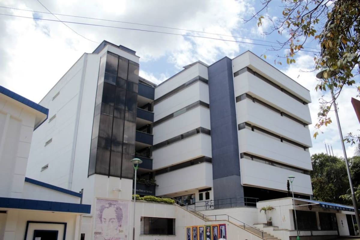 Así buscan modernizar la Biblioteca Gabriel Turbay en Bucaramanga (Foto: Archivo / VANGUARDIA LIBERAL)