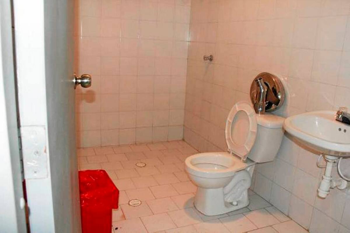 Es este baño fue encontrado el feto abandonado (Foto: Tomado de eluniversal.com/VANGUARDIA LIBERAL)