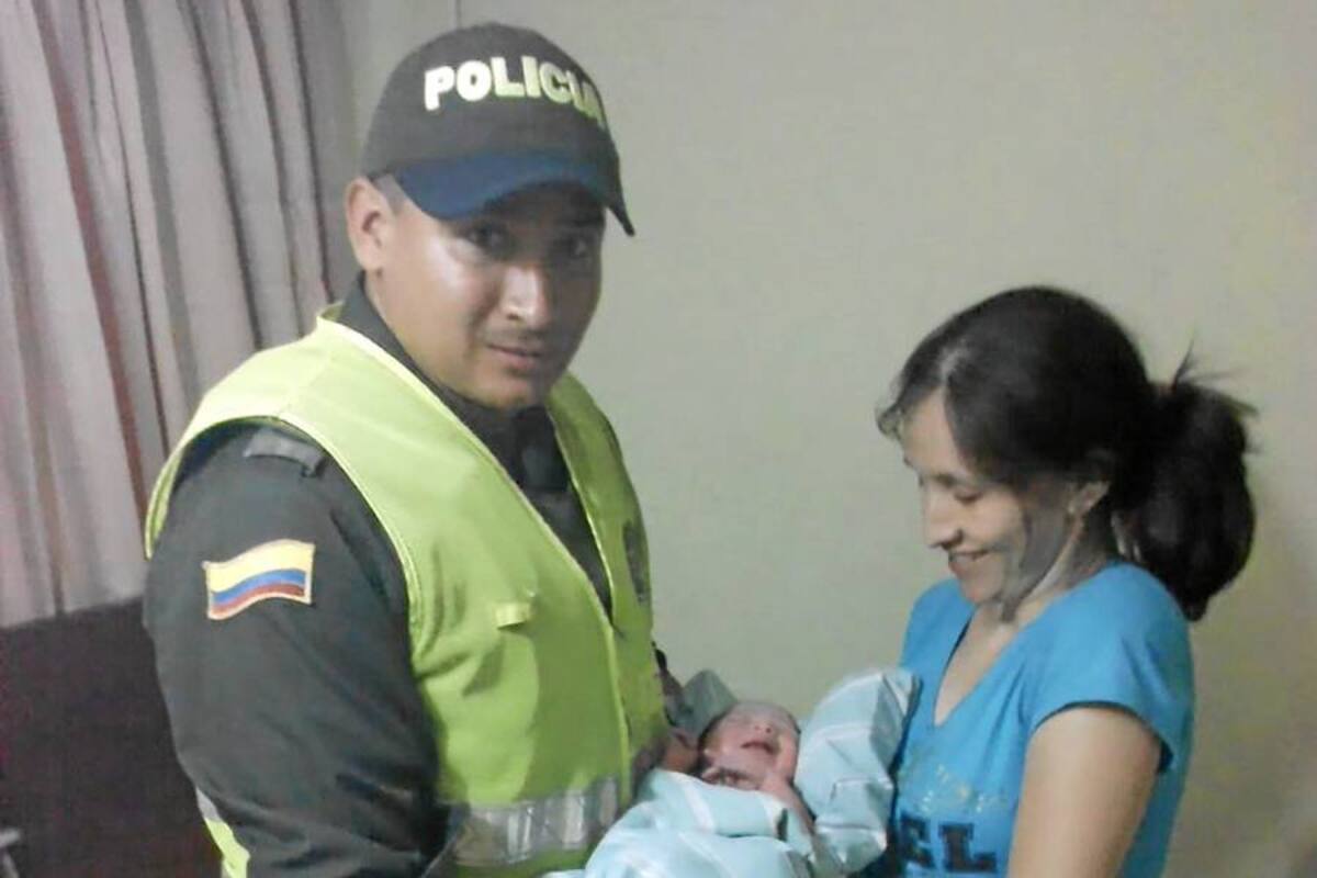 Policía atendió parto de una mujer en Floridablanca (Foto: Tomado de Internet/ VANGUARDIA LIBERAL)