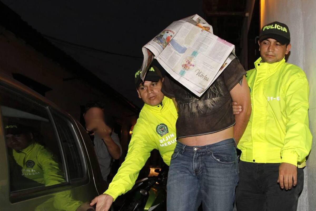 Capturado hombre que extorsionó a una niña de Girón con publicar sus fotos desnuda en Facebook (Foto: Marco Valencia/ VANGUARDIA LIBERAL)