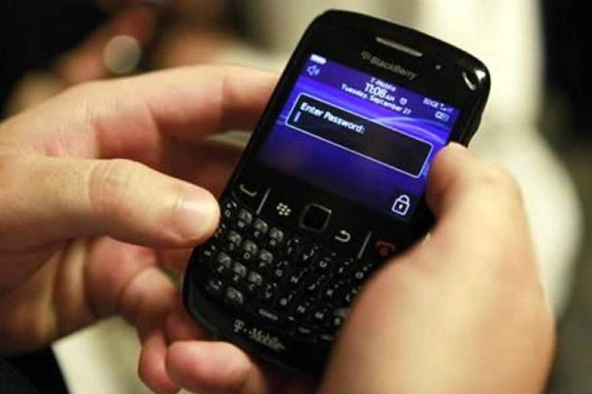 Lazaridis anunció la recuperación de los servicios de mensajería, correo electrónico y navegación en Internet durante una conferencia de prensa en la que participó el otro director general de RIM, Jim Balsillie. (Foto: Tomada de Internet/VANGUARDIA LIBERAL)