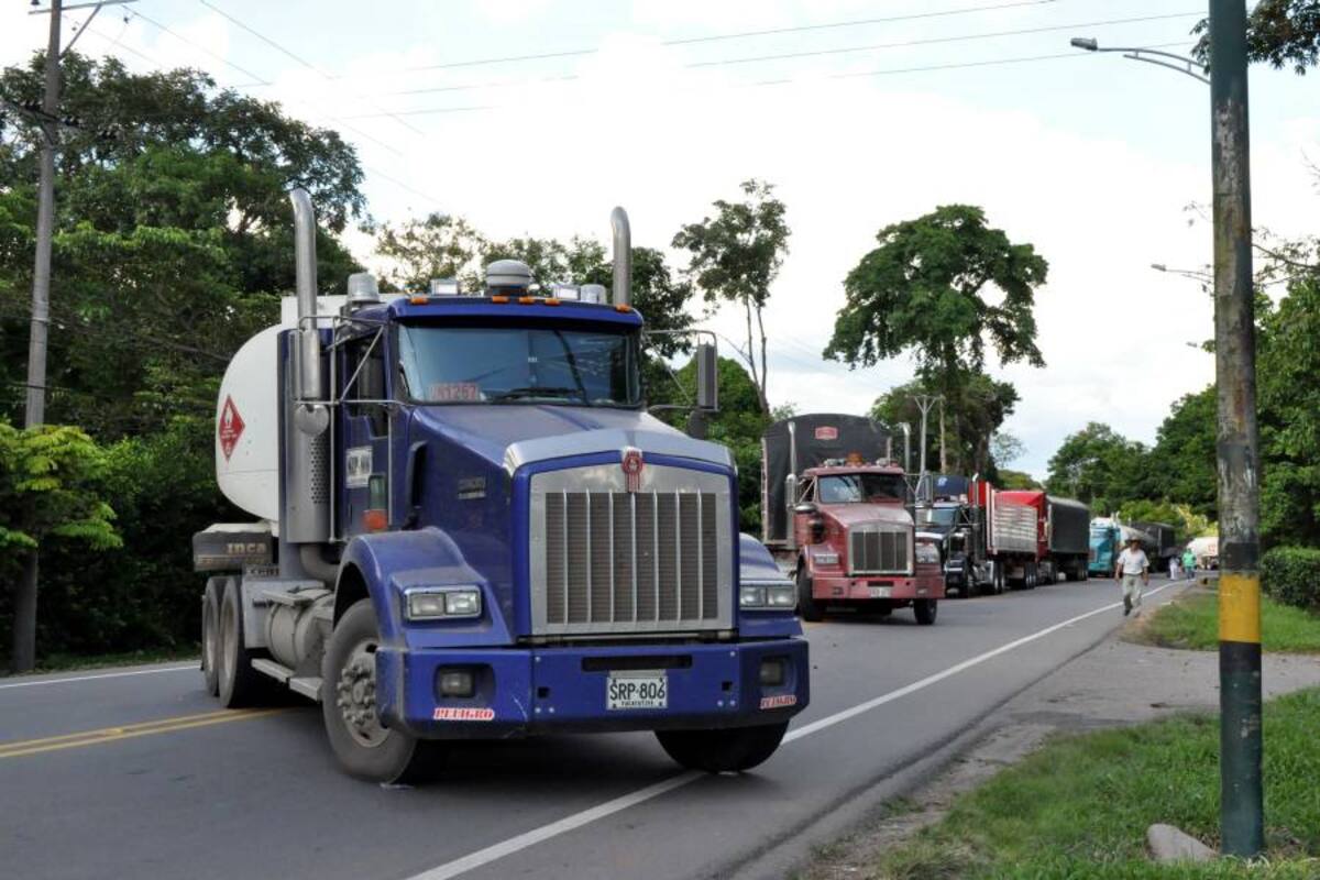 Con reducción del precio del Acpm se levanta el paro camionero (Foto: Archivo/VANGUARDIA LIBERAL)