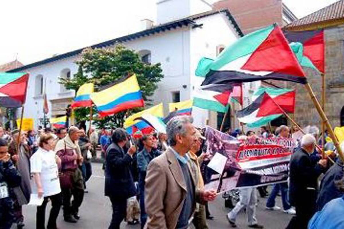 Dura protesta entre israelíes y palestinos en Bogotá (Foto: Tomada de Internet/VANGUARDIA LIBERAL)