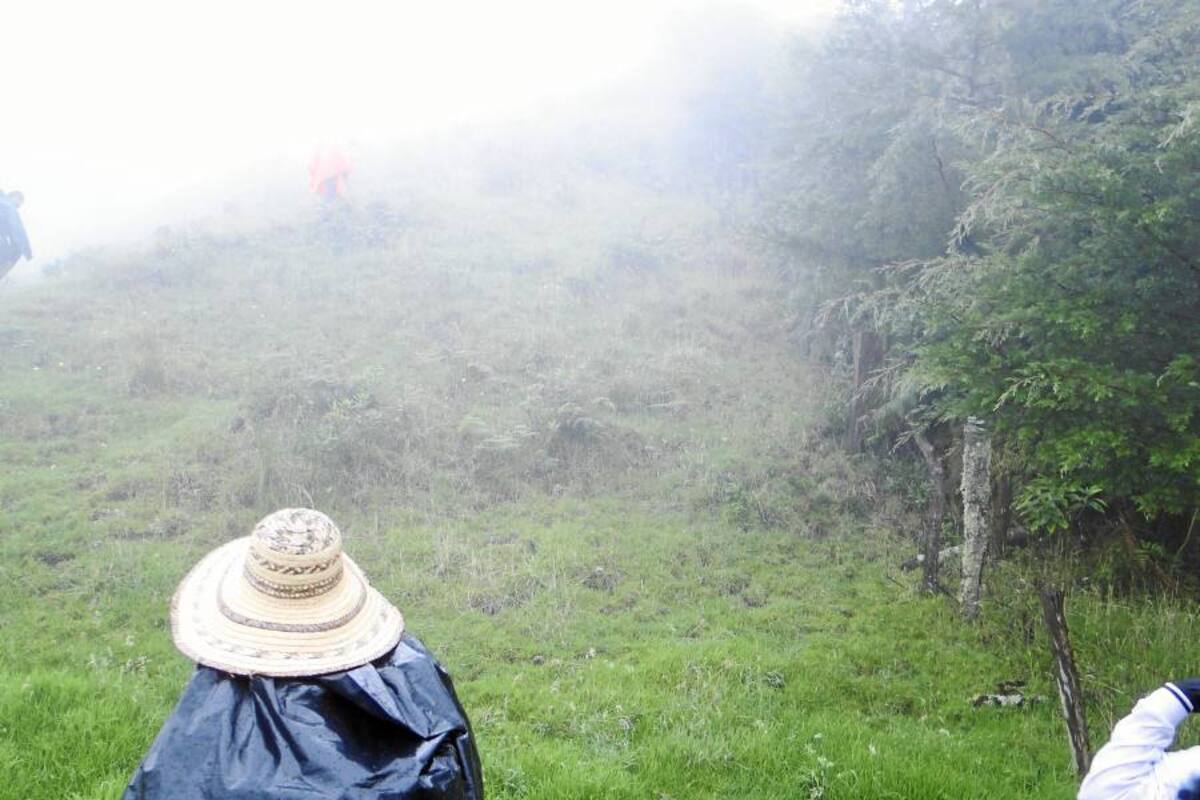 La neblina cae después de que el grupo de caminantes se pierde. (Foto: Cortesía: Manuel Guacaneme/VANGUARDIA LIBERAL)