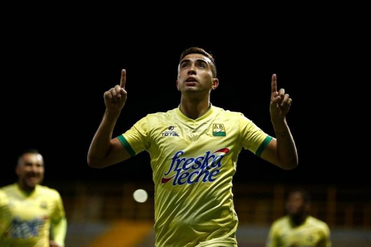 Sancionan con multa de $41 millones y suspensión de 2 semanas al goleador Darío Rodríguez del Bucaramanga (Foto: Archivo / VANGUARDIA LIBERAL)