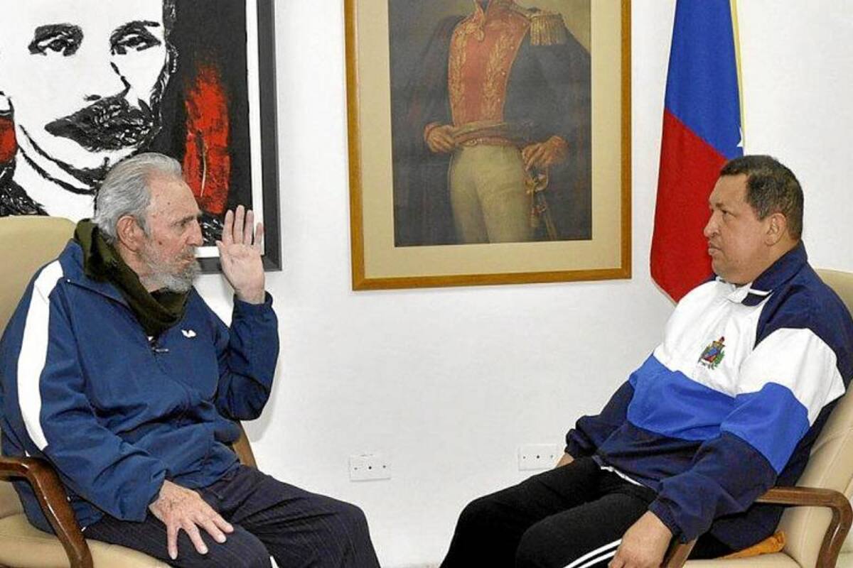 Gobierno venezolano difunde fotos de Chávez con Castro (Foto: EFE/VANGUARDIA LIBERAL)