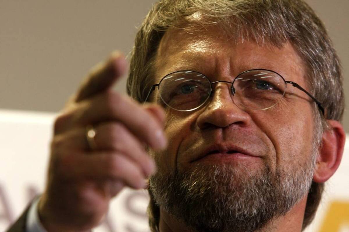 “No hay ninguna posibilidad de acercarse a Antanas Mockus. Él renunció al partido, se fue a otro partido y no creo que esté interesado en regresar. Dudo mucho que haya el consenso necesario en el partido para su regreso, eso no es serio”, Jiménez. (Foto: Colprensa/ VANGUARDIA LIBERAL)