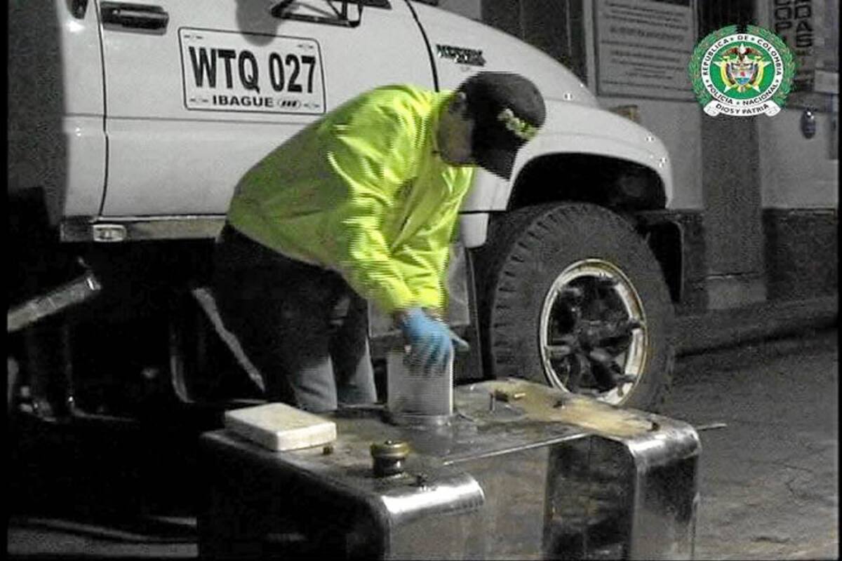 Esconden 55 kilos de cocaína en el tanque de gasolina de un camión (Foto: Suministrada Policía Metropolitana)