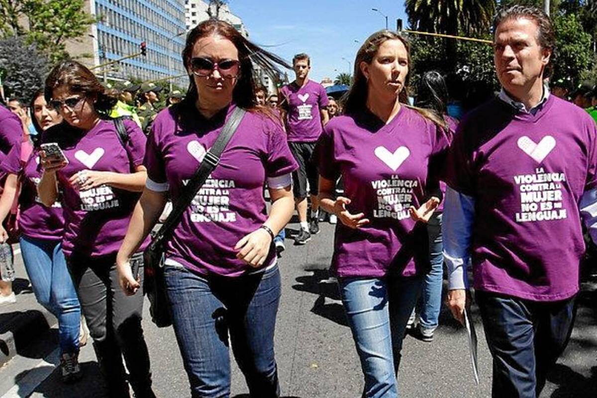 Colombianos marcharon en el Día de la No Violencia contra la mujer (Foto: Colprensa/VANGUARDIA LIBERAL)