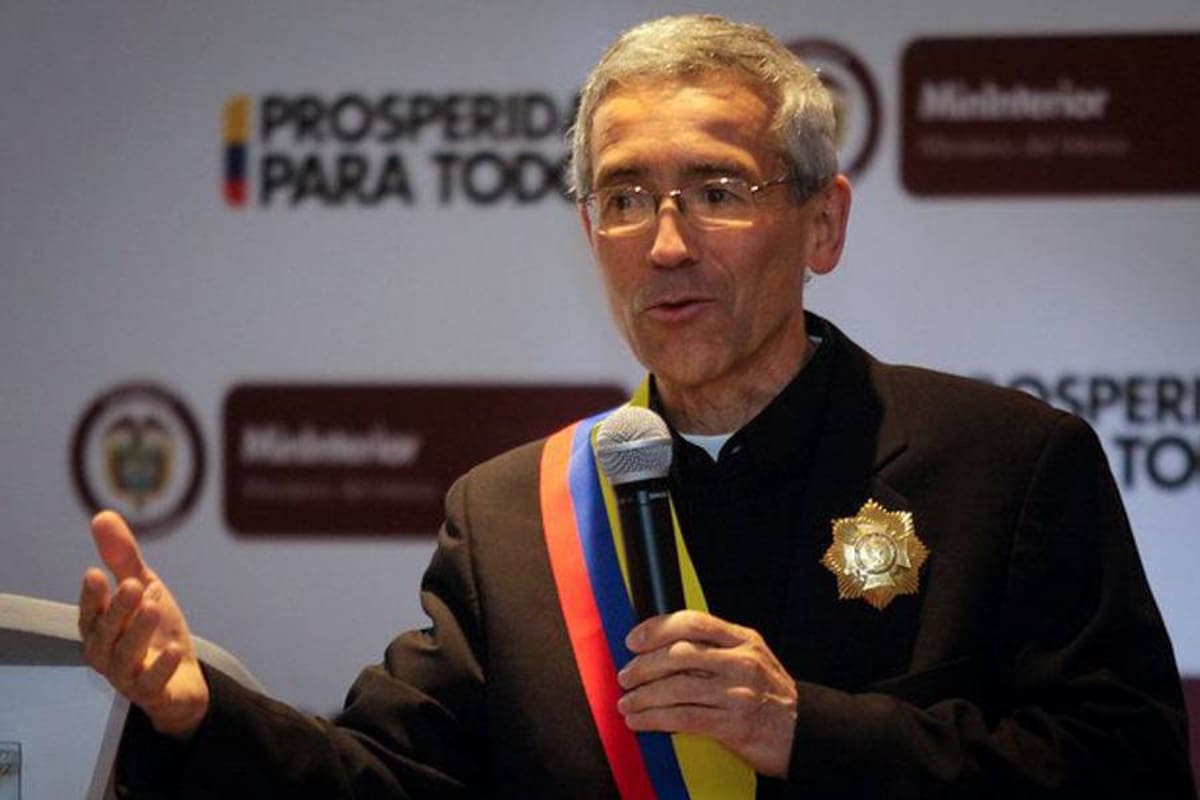 Padre Francisco de Roux estaría en proceso de paz (Foto: Colprensa/VANGUARDIA LIBERAL)