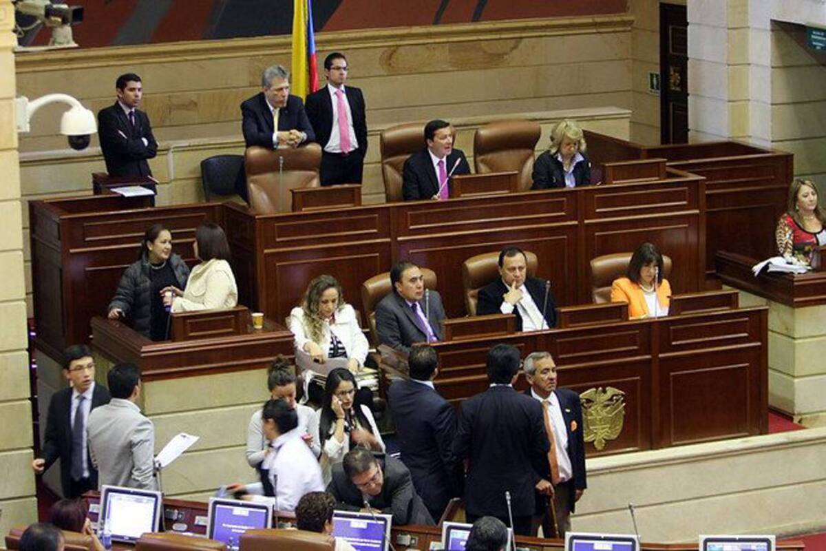 Cámara dotará de vehículos oficiales a representantes (Foto: Colprensa/VANGUARDIA LIBERAL)