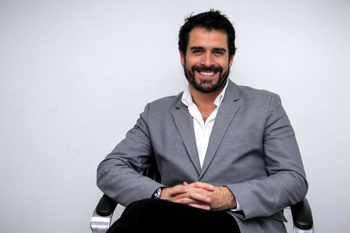 Rafael Novoa inicia campaña para entregarle zapatos a los más necesitados (Foto: Archivo/VANGUARDIA LIBERAL)