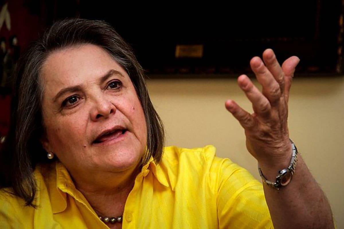 Clara López se baja de la contienda y respalda a Iván Cepeda, líder en las encuestas. (Foto: Archivo/VANGUARDIA)