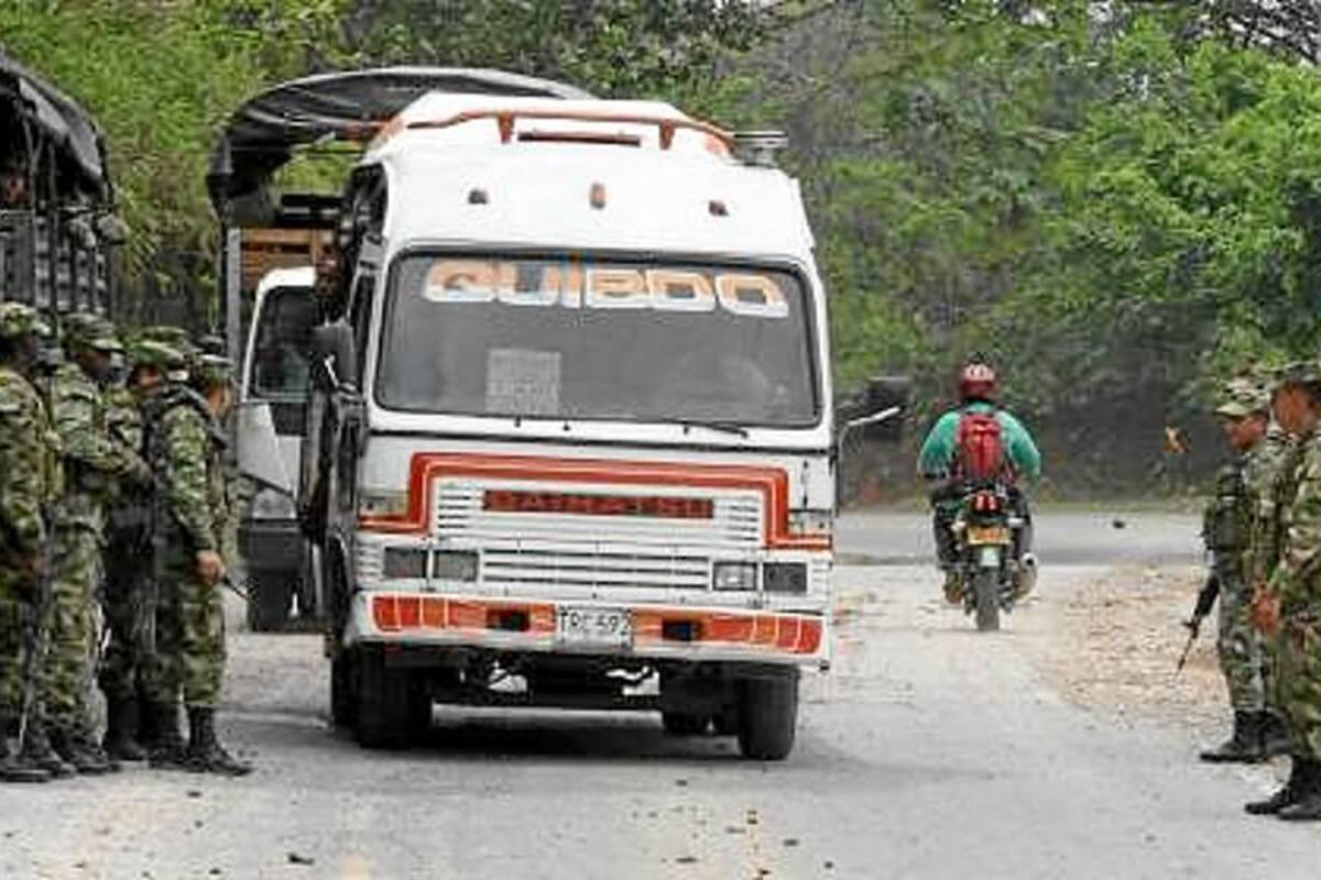 Tropas en vías y ríos no conjuran miedo en Chocó (Foto: Tomado de Internet/ VANGUARDIA LIBERAL)