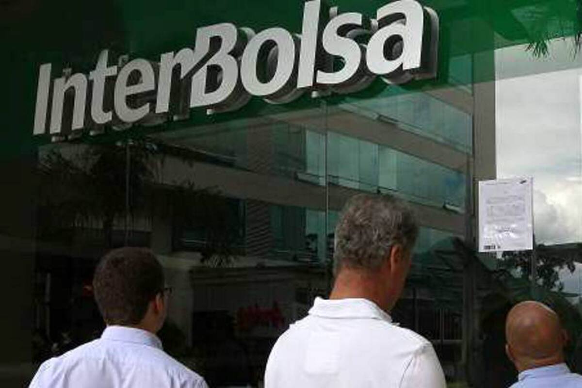 Juez autoriza rastreos a cuentas de directivos de Interbolsa (Foto: Colprensa/VANGUARDIA LIBERAL)