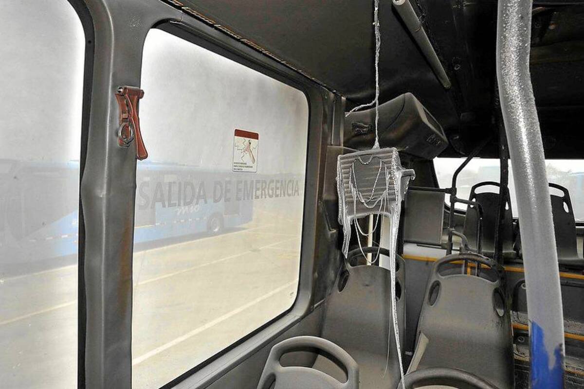 Capturados responsables de quema de buses en Antioquia (Foto: COLPRENSA/VANGUARDIA LIBERAL)