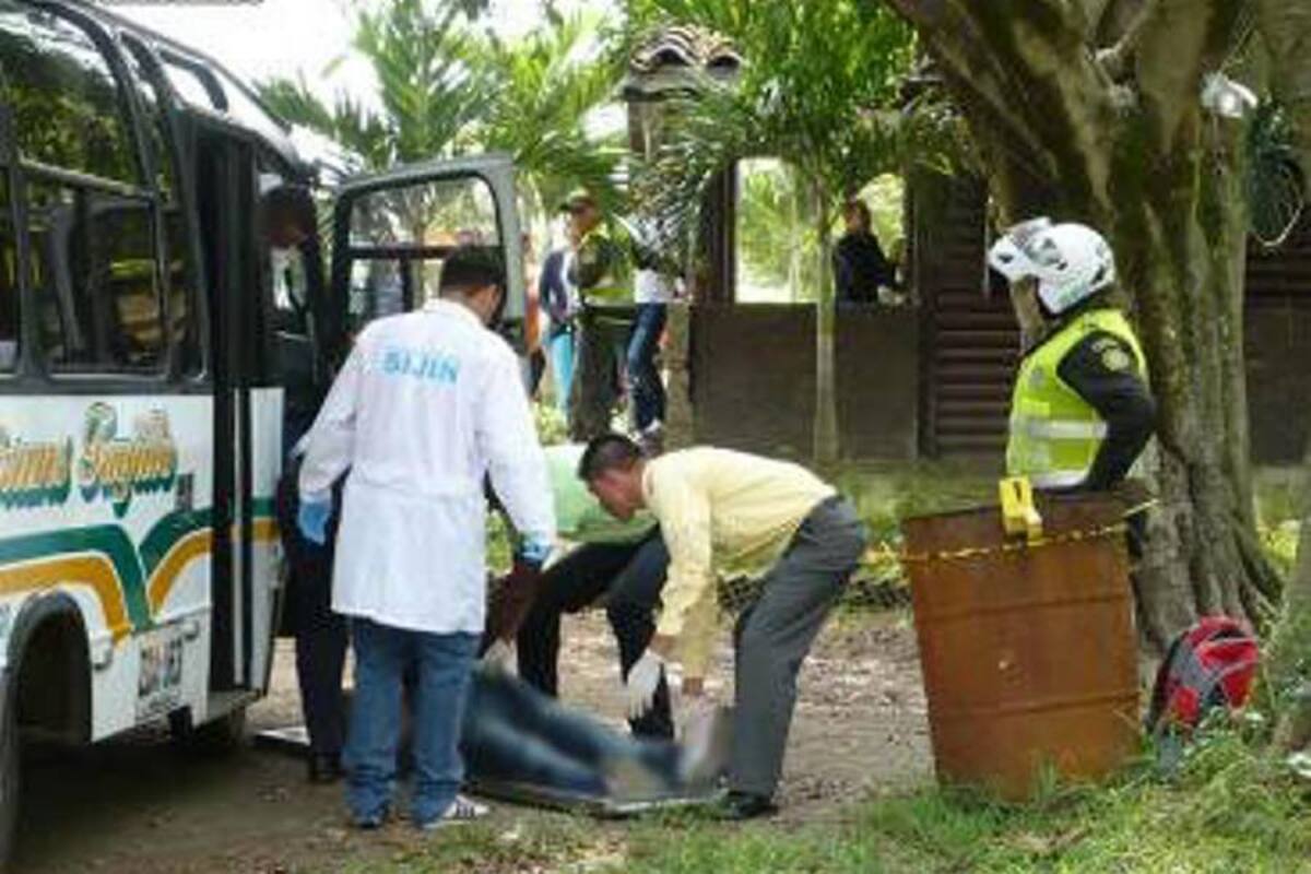 Investigan homicidio de busetero entre Tuluá y Riofrío (Foto: Colprensa/VANGUARDIA LIBERAL)