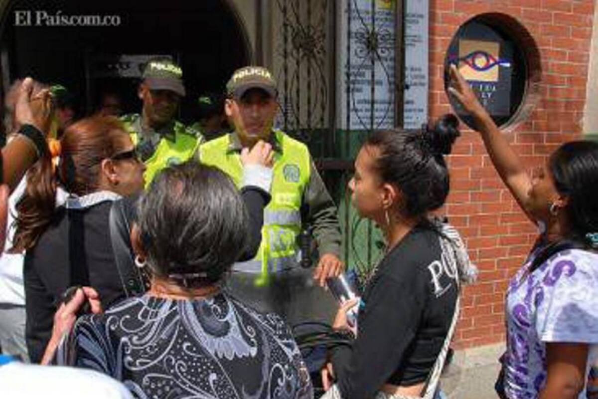 Funcionarios de Medicina Legal levantaron paro (Foto: COLPRENSA/VANGUARDIA LIBERAL)