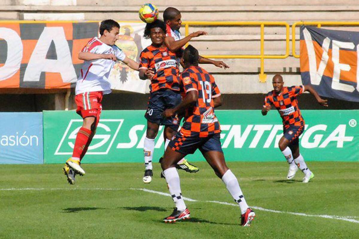 Clásico boyacense terminó igualado a cero goles (Foto: Colprensa/VANGUARDIA LIBERAL)