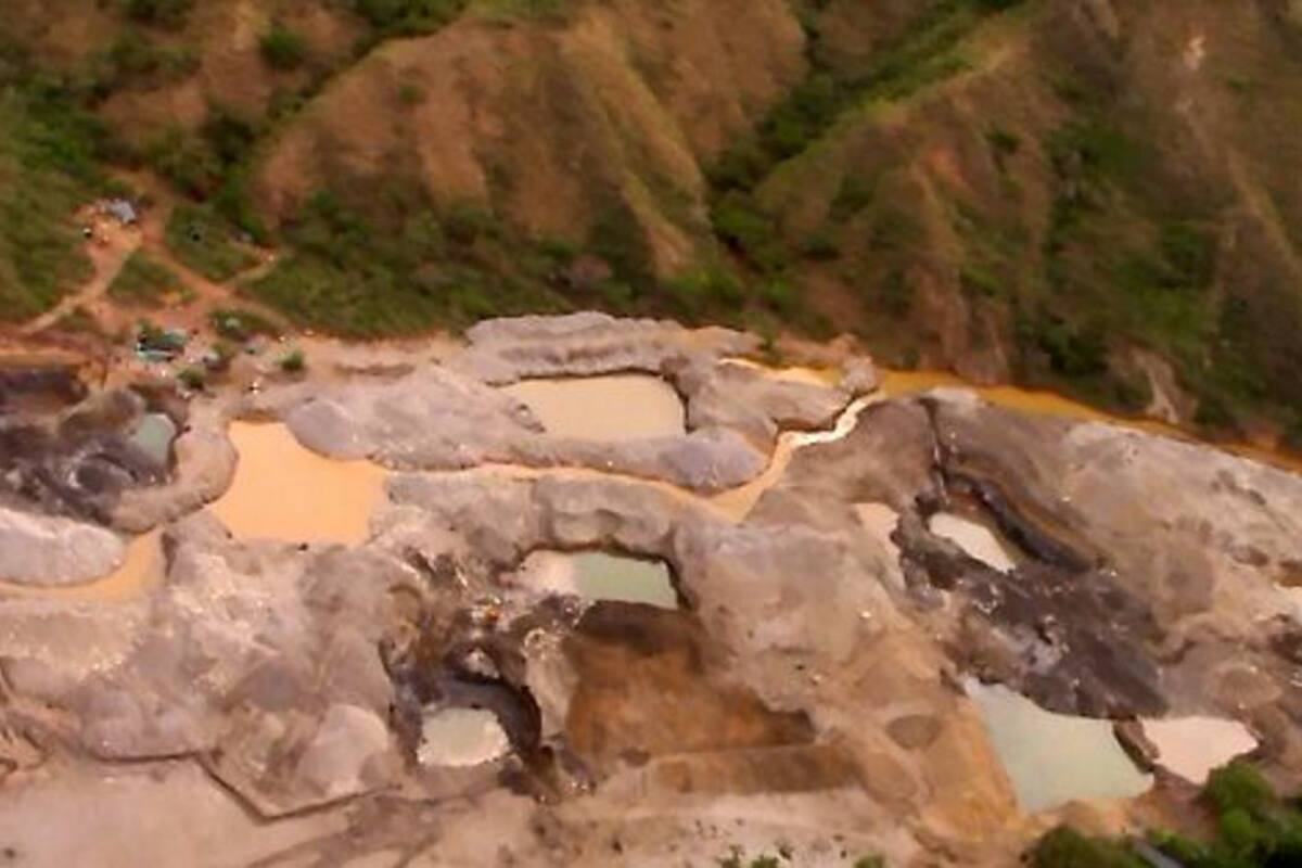 Ejército ha desmantelado 151 minas ilegales en 2016 (Foto: Colprensa /VANGUARDIA LIBERAL)