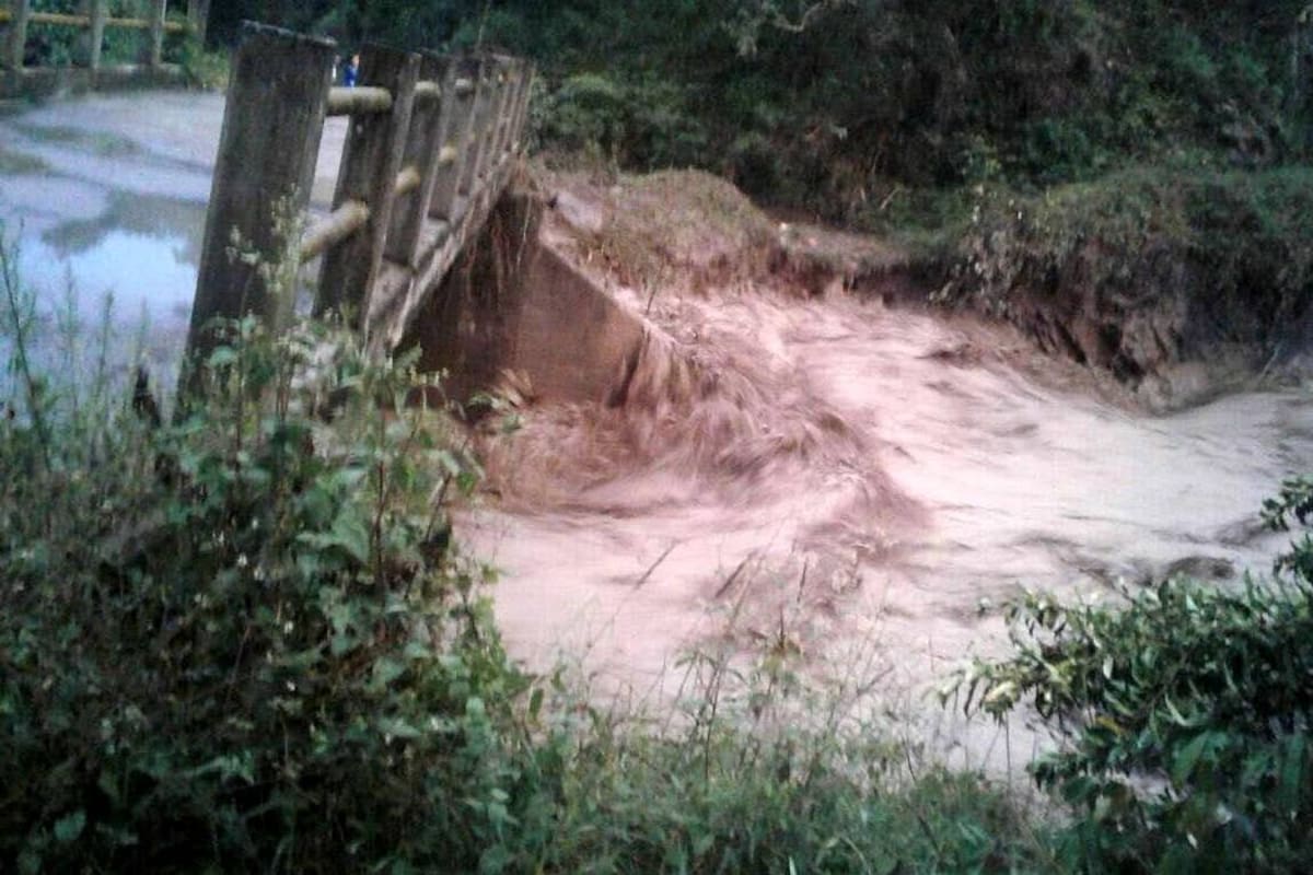 Avalancha en Gachetá, Cundinamarca, deja tres personas desaparecidas (Foto: Colprensa /VANGUARDIA LIBERAL)