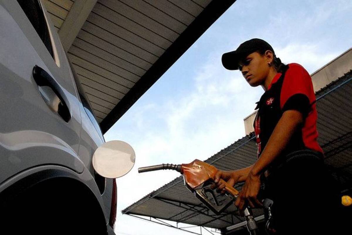 Admiten demanda que bajaría el precio de la gasolina (Foto: Colprensa/VANGUARDIA LIBERAL)