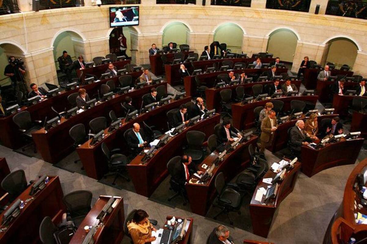 Ahora sí pasó a sanción presidencial la protección al cesante (Foto: Colprensa/VANGUARDIA LIBERAL)