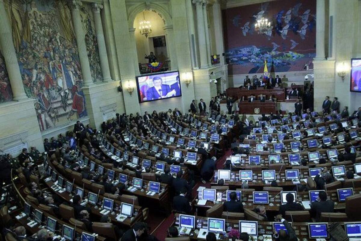 Ex congresistas van ganando puja por las pensiones altas (Foto: Archivo/VANGUARDIA LIBERAL)