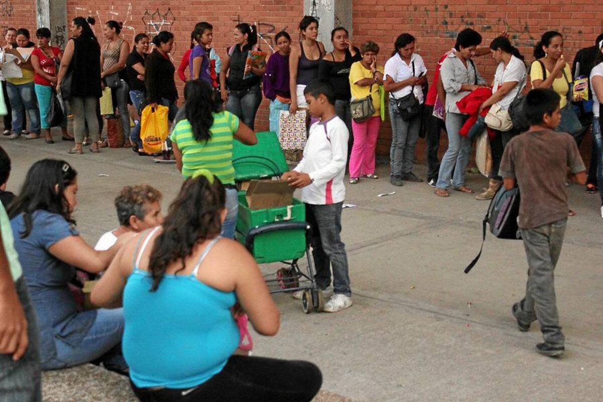 Santos dice que se mejorará atención por familias en acción (Foto: Archivo/VANGUARDIA LIBERAL)