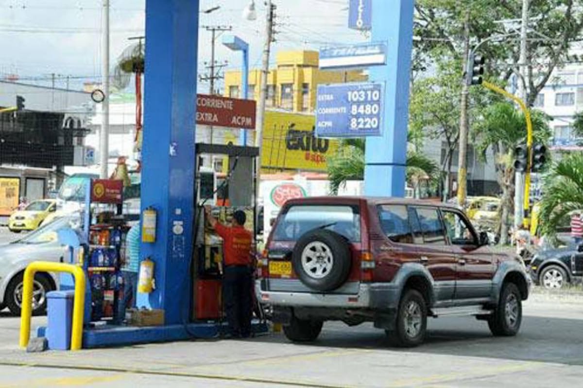 Gasolineras en Ibagué bajaron precio al galón de combustible (Foto: COLPRENSA/VANGUARDIA LIBERAL)