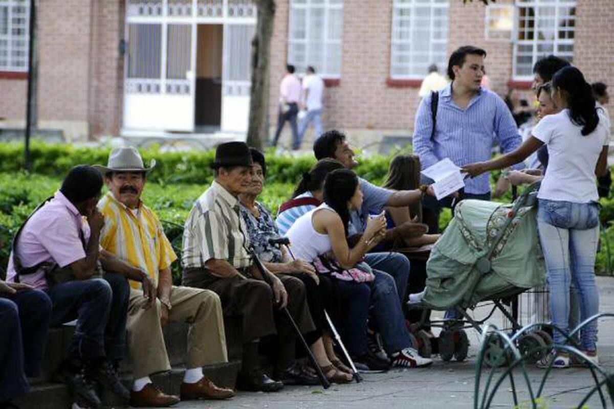 Conozca cuánto tiempo dura una persona en conseguir empleo en Bucaramanga (Foto: Colprensa/ VANGUARDIA LIBERAL)