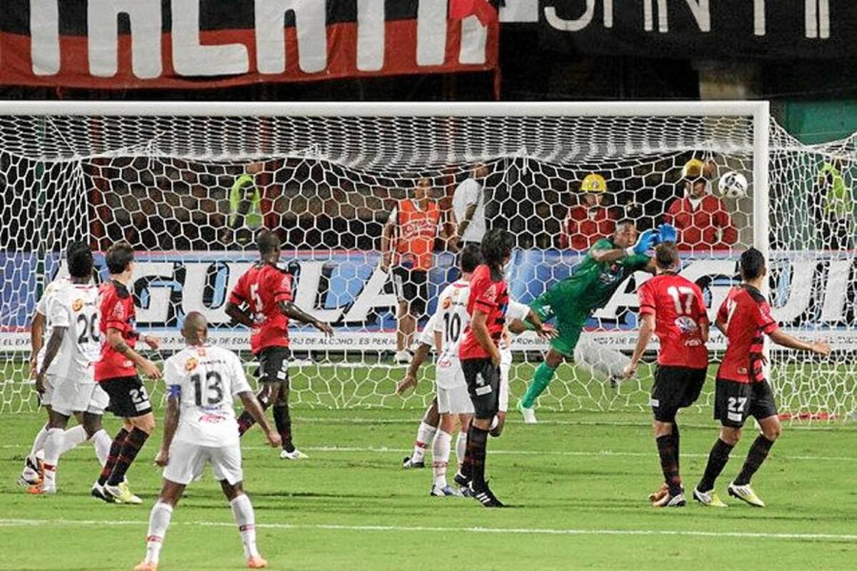Pese a triunfo, al América no le alcanzó y se mantiene en la B (Foto: Colprensa/VANGUARDIA LIBERAL)
