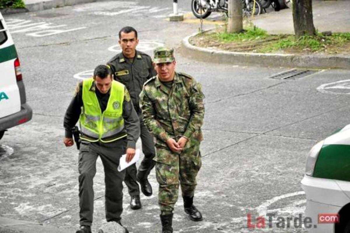 Por impresionar a su novia se vistió de soldado y fue capturado (Foto: Colprensa/VANGUARDIA LIBERAL)