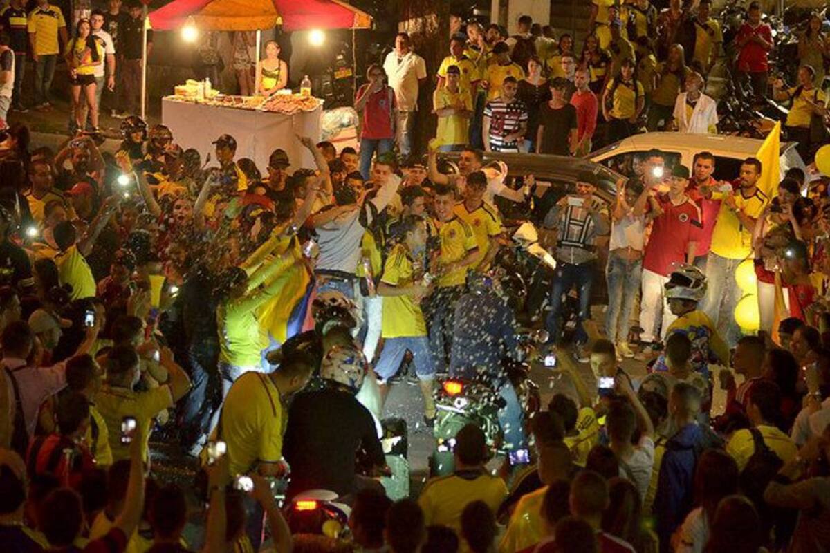 Con disturbios algunos hinchas opacaron triunfo de la Selección Colombia (Foto: Colprensa / VANGUARDIA LIBERAL)