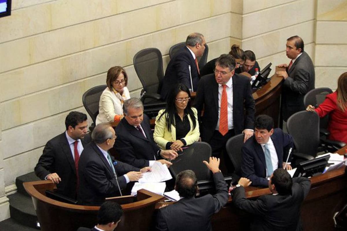 Congreso reacciona frente a decisión de suspender el glifosato (Foto: Colprensa/ VANGUARDIA LIBERAL)