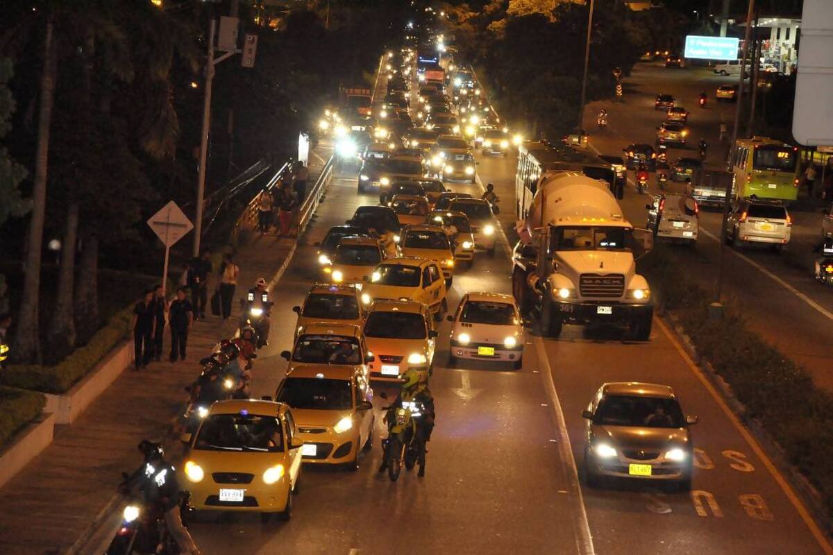Finalizó protesta de taxistas en Bucaramanga (Foto: Didier Niño / VANGUARDIA LIBERAL)