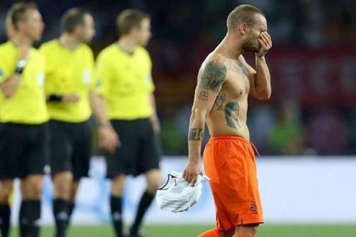 2. Wesley Sneijder y su "intento" de inmortalizar a su mujer (Foto: TOMADA DE INFOBAE/VANGUARDIA LIBERAL)