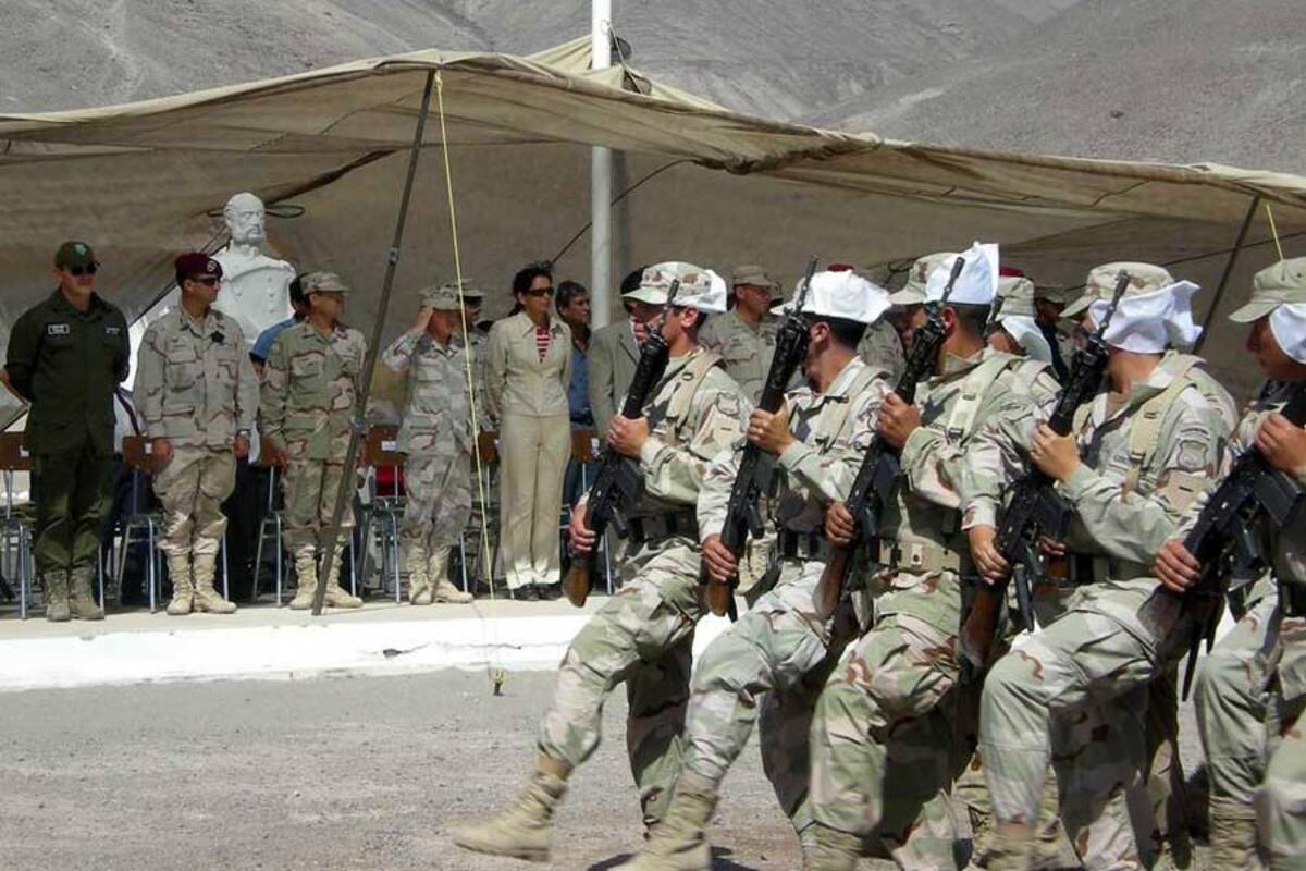 Fabricato ya ha elaborado prendas para las fuerzas militares de Ecuador, Colombia y Perú. (Foto: Tomada de Internet/ VANGUARDIA LIBERAL)