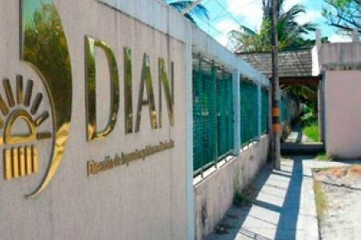 Pliego de cargos contra funcionarios de la Dian (Foto: Tomada de Internet/ VANGUARDIA LIBERAL)