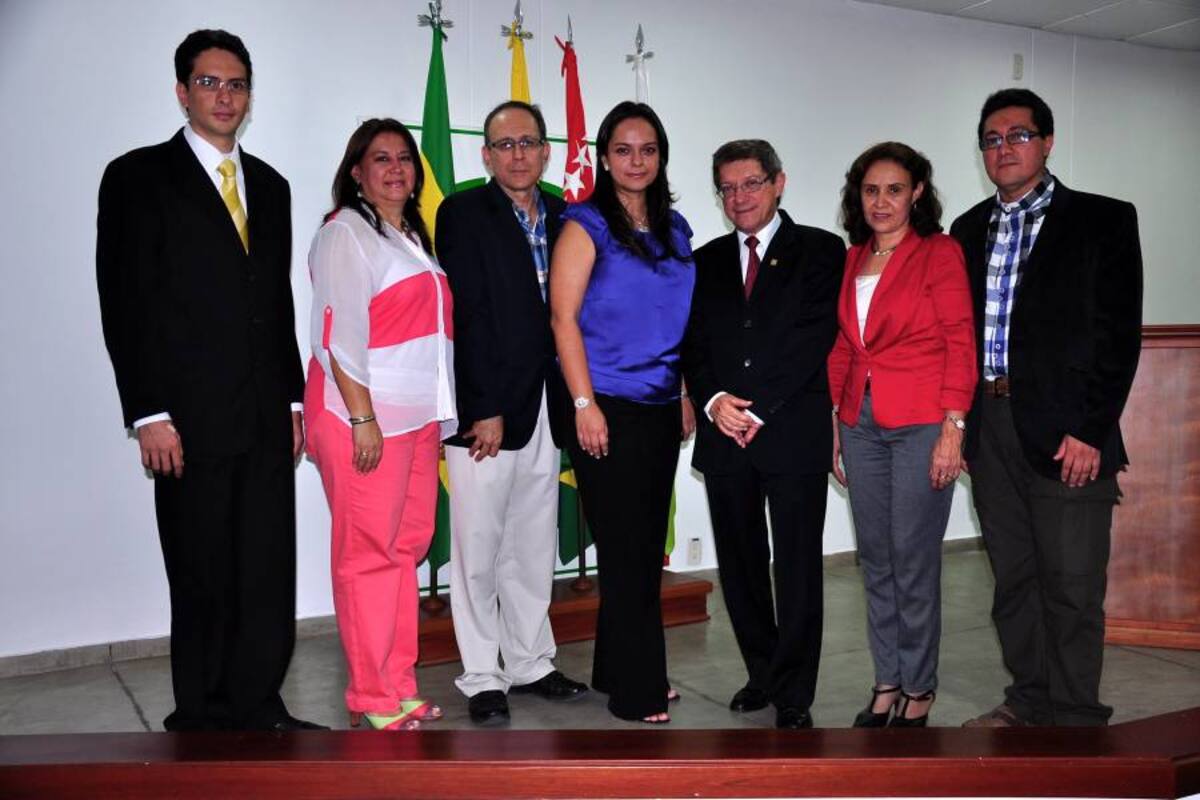 Rector de la UIS posesionó a su equipo de trabajo (Foto: Suministrada/ VANGUARDIA LIBERAL)