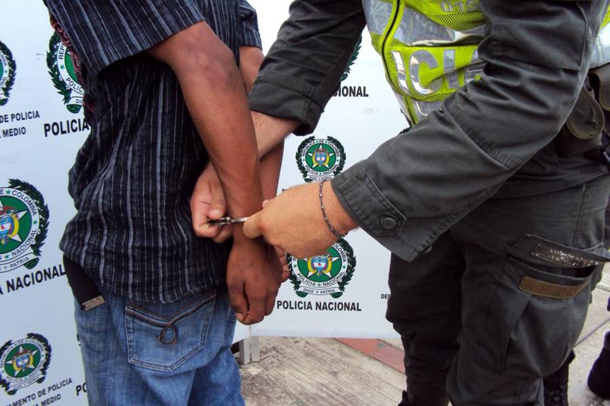 Al momento de su captura, alias ‘El Viejo’ presentó documentación de su hermano pero por sus huellas se pudo comprobar su identidad. (Foto: Archivo/VANGUARDIA LIBERAL)